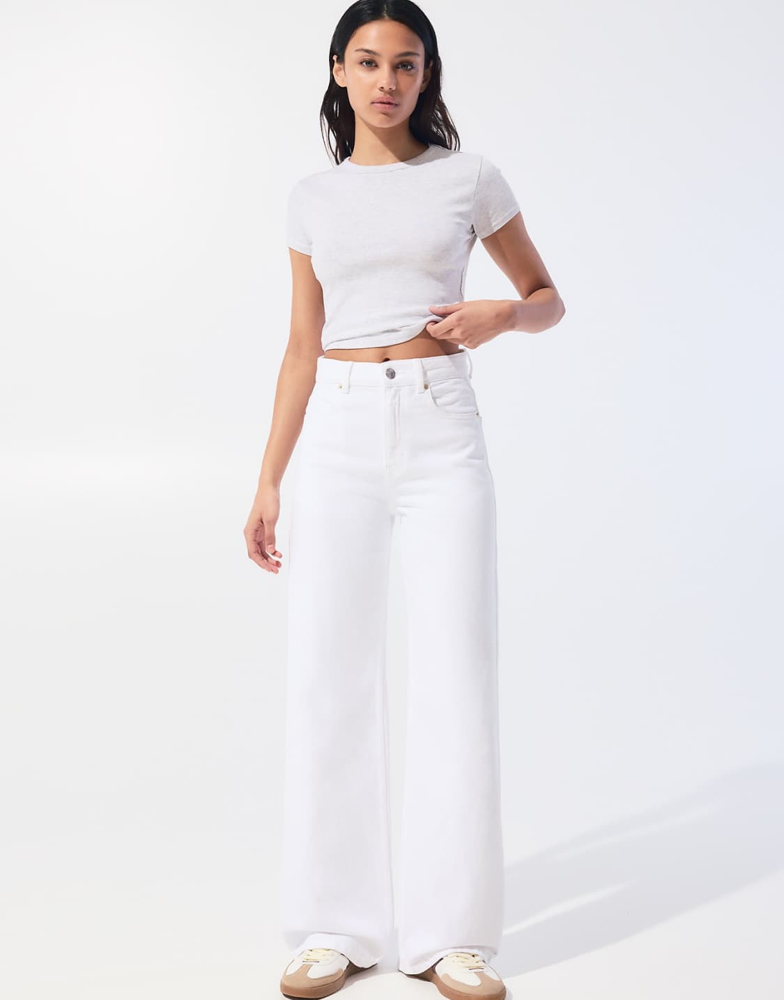 Pull&Bear High-Waist Wide Leg Jeans – Pale Blue