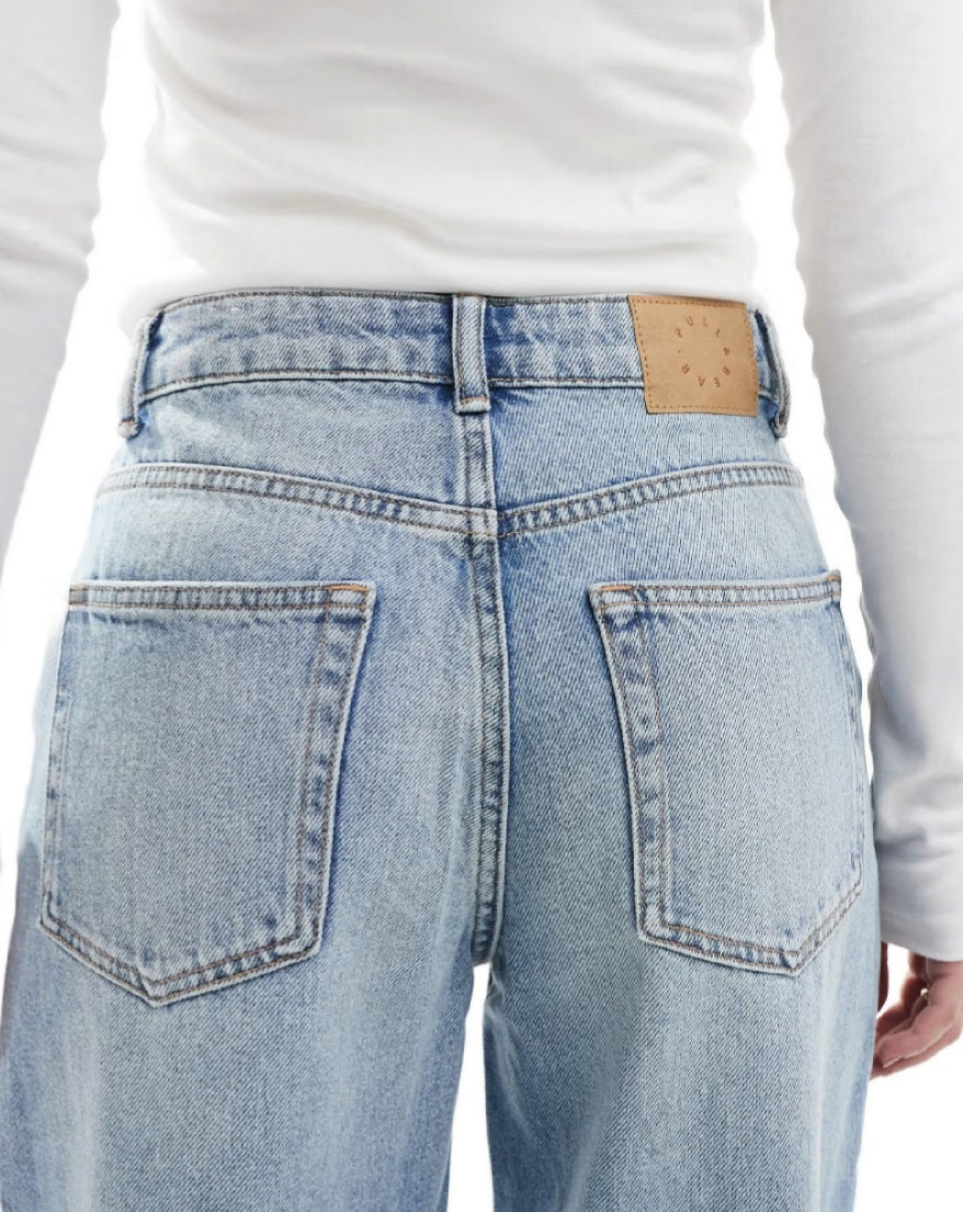 Pull&Bear High-Waist Wide Leg Jeans – Pale Blue