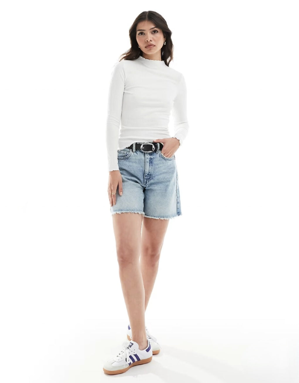 Ribbed High Neck Lettuce Edge Top – White