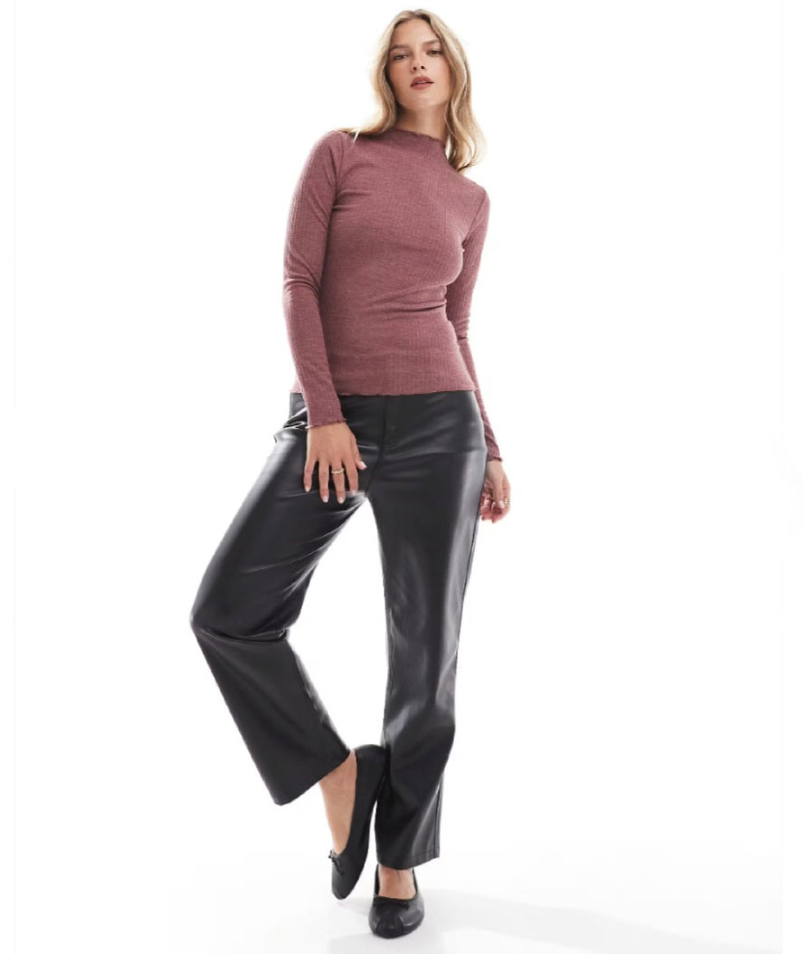 Ribbed High Neck Lettuce Edge Top – White